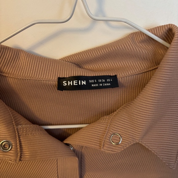 Beige crop top - Picture 2 of 3